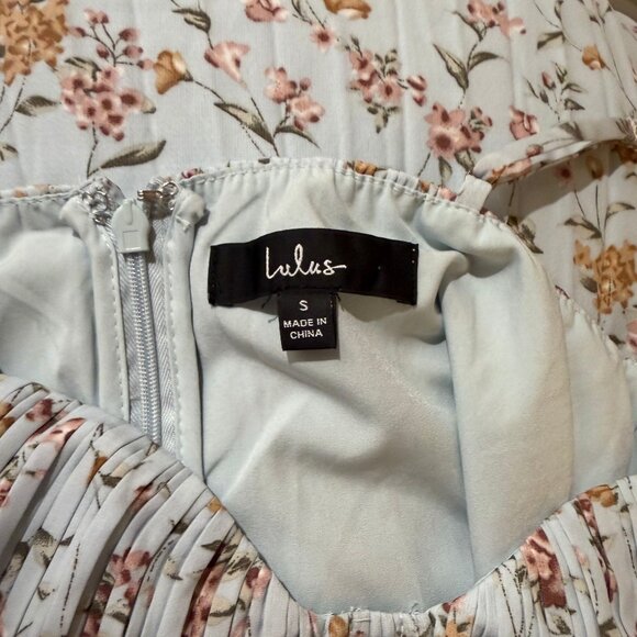 Lulu's Cascading Crush Pale Blue Floral Print Tiered Bustier Midi Dress Size SM - Picture 8 of 8